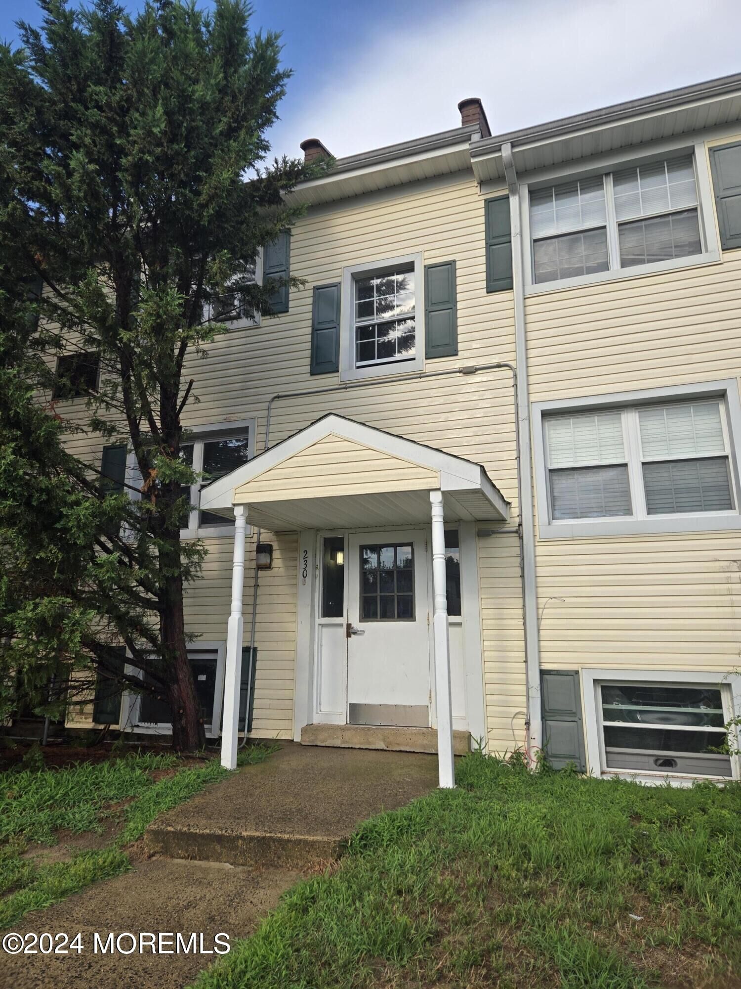 Property Photo:  230 Sawmill Road  NJ 08724 