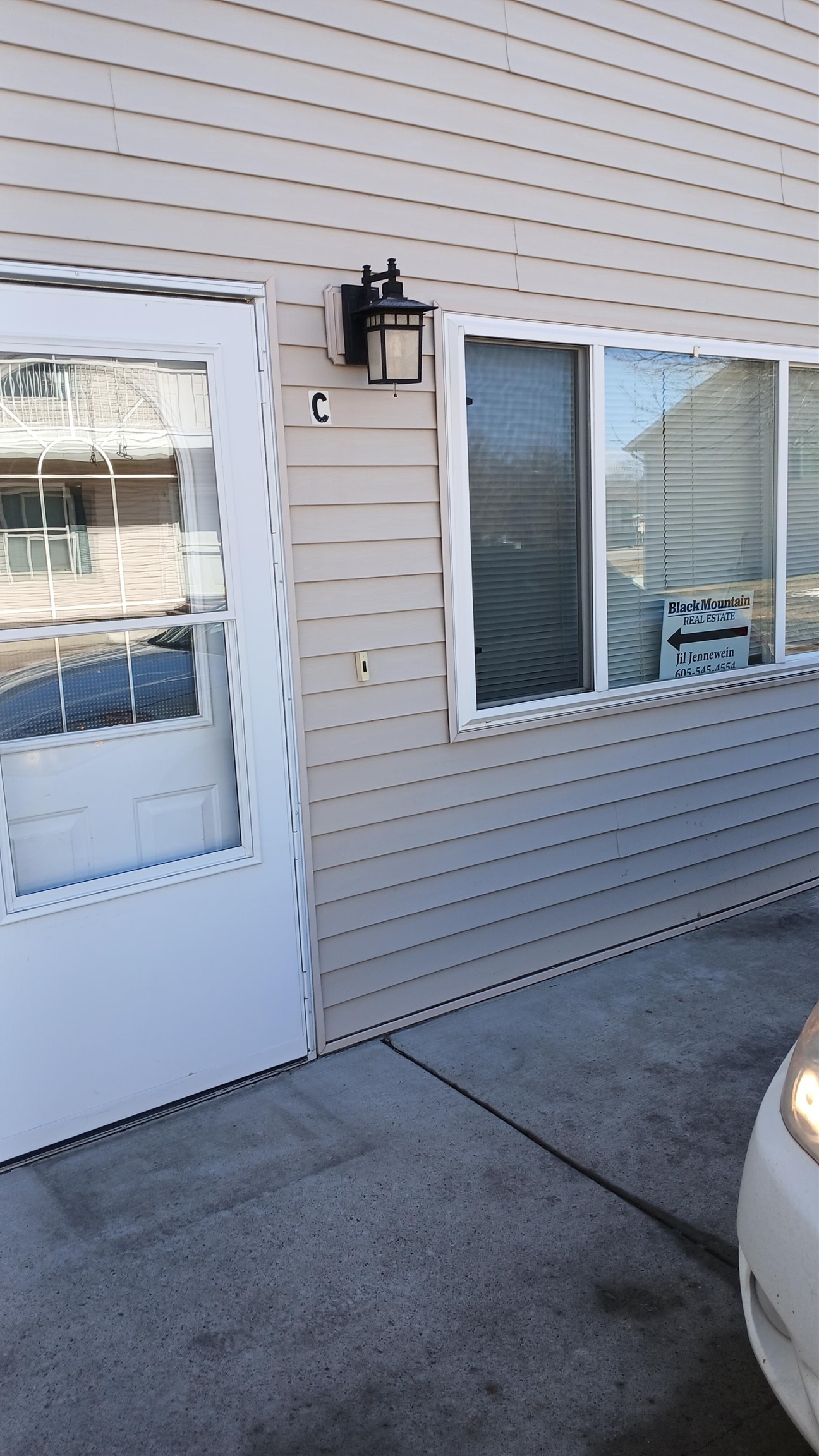 Property Photo: 885 C E Minnesota Street SD 57701