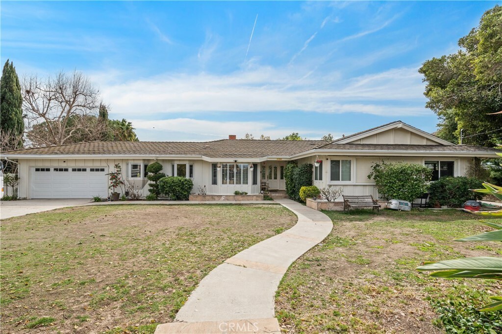 1154 La Jolla Drive  Thousand Oaks CA 91362 photo