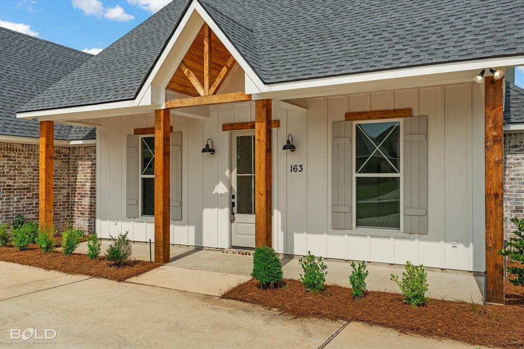 Property Photo: 163 Oak Alley LA 71078