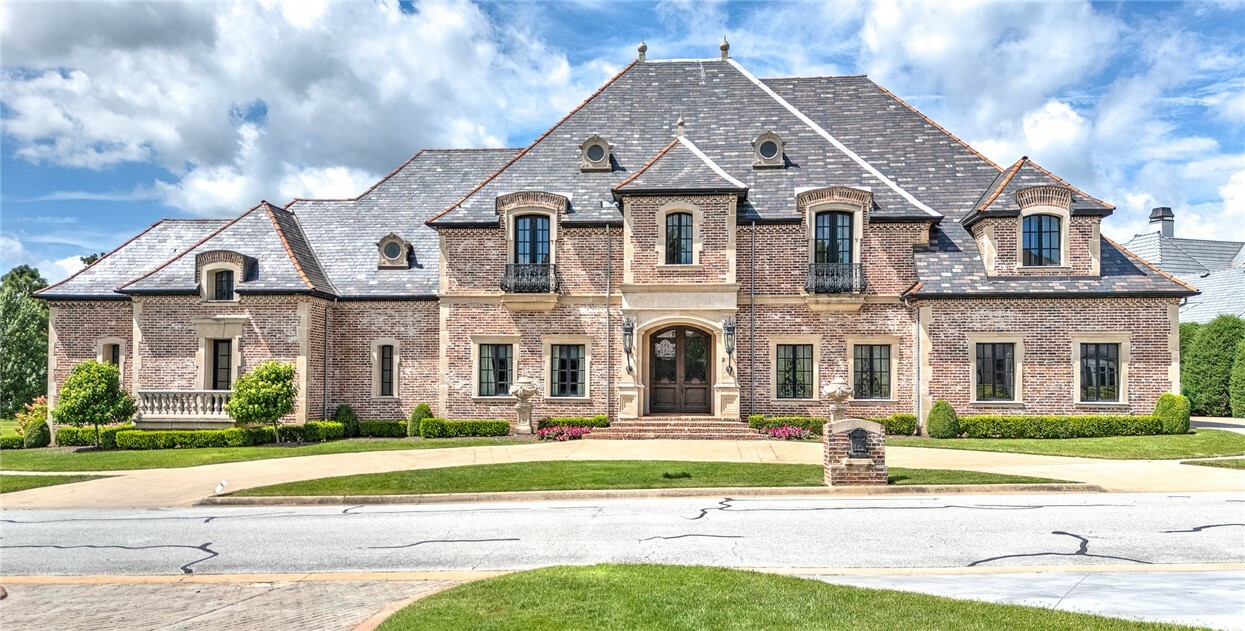 Property Photo: 2 S Samoset Court AR 72758