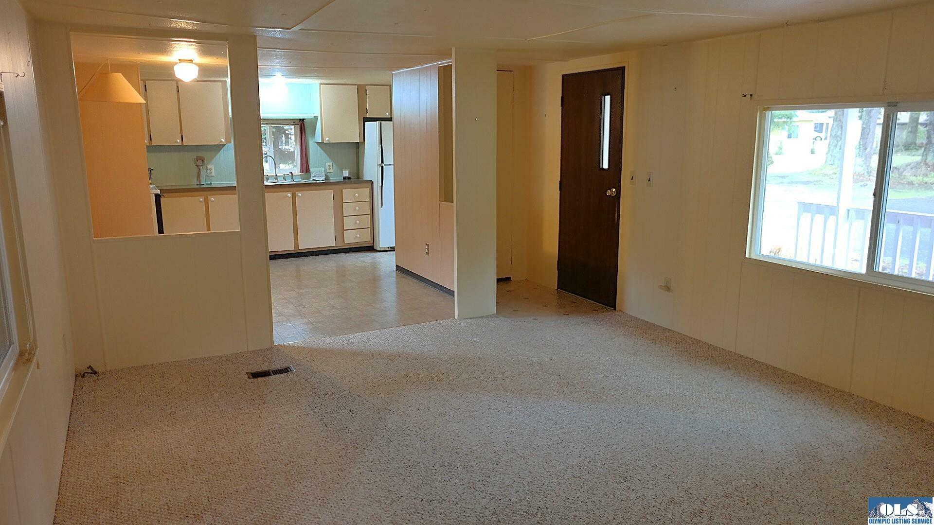 Property Photo: 472 Leighland Ave., #15 WA 98362