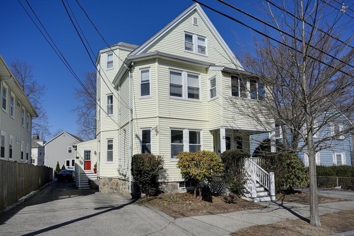 Property Photo:  22 Davis Rd 1  MA 02478 