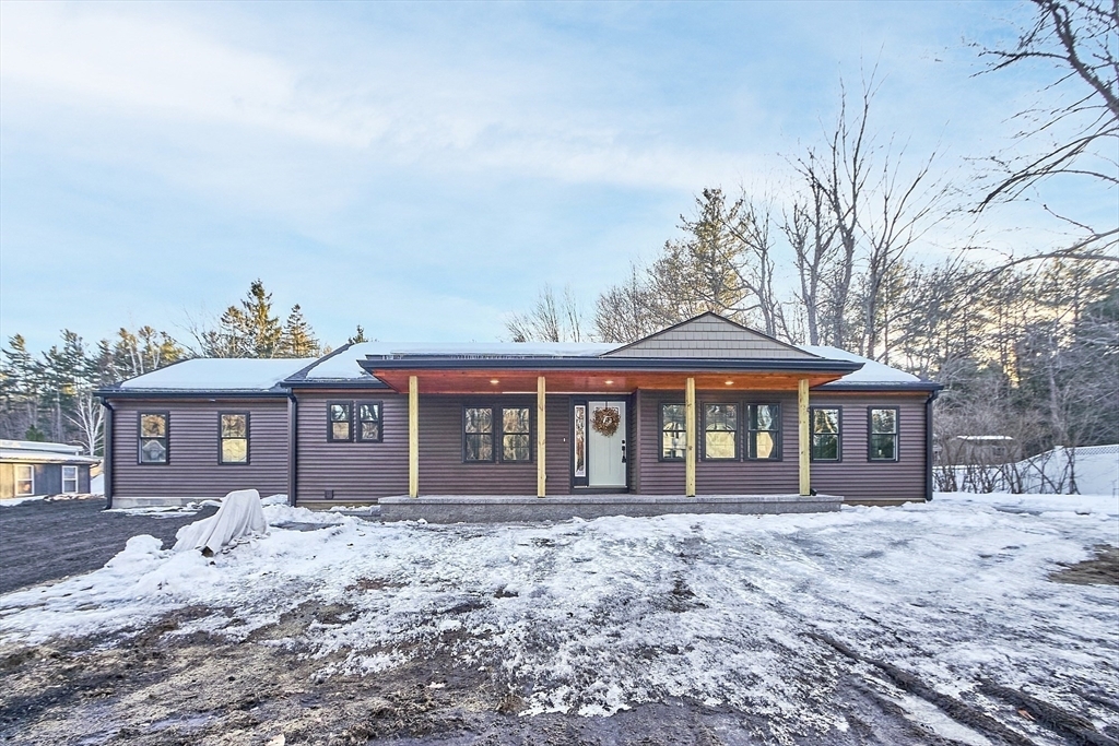 Property Photo: 85 Narrows Rd MA 01473