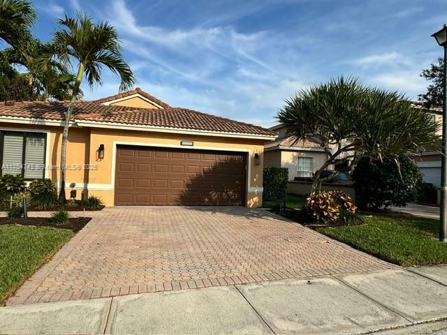 Property Photo: 3521 SW 143 Ave FL 33027