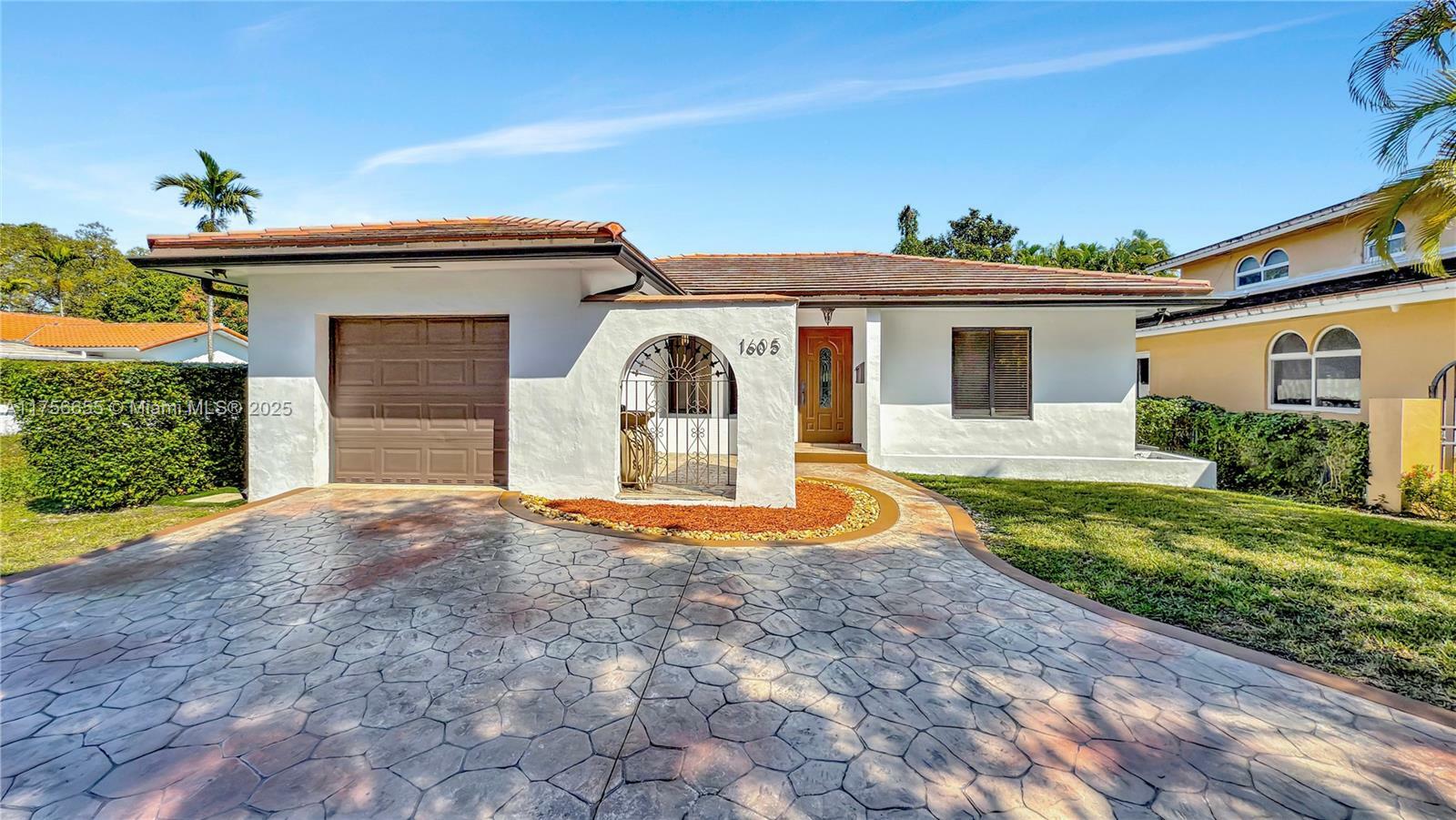 1605 Red Rd.  Coral Gables FL 33155 photo