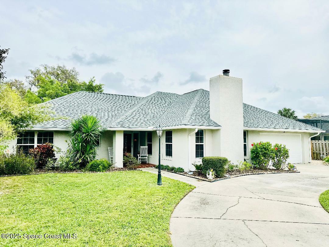 Property Photo: 660 Bella Vista Drive FL 32780