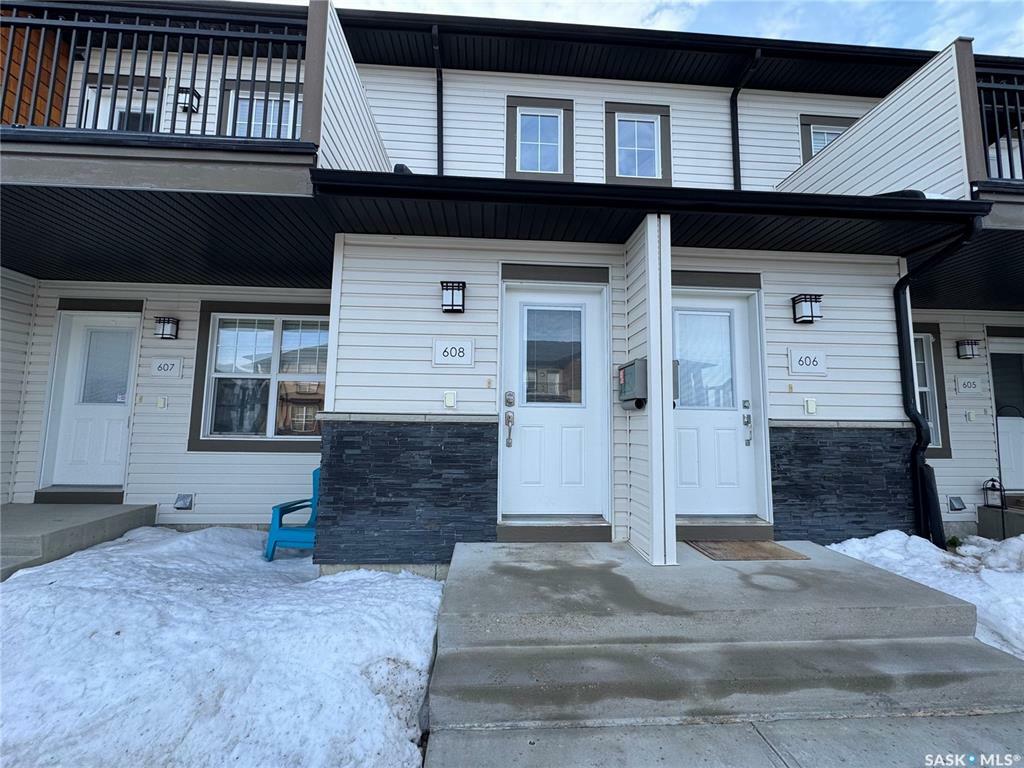 Property Photo:  1015 Patrick Crescent 608  SK S7M 0M3 