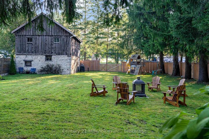 Property Photo:  794093 County Road 124 N/A  ON N0C 1M1 