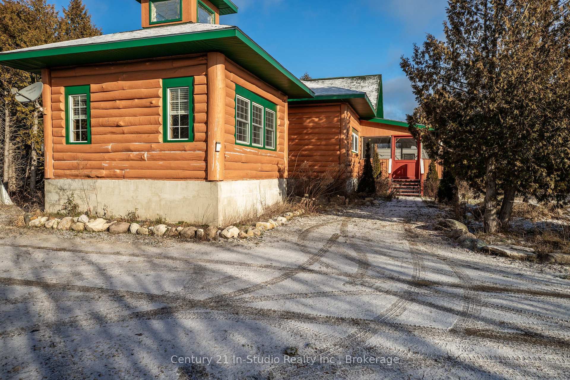25 Maple Golf Crescent  Northern Bruce Peninsula ON N0H 2R0 photo