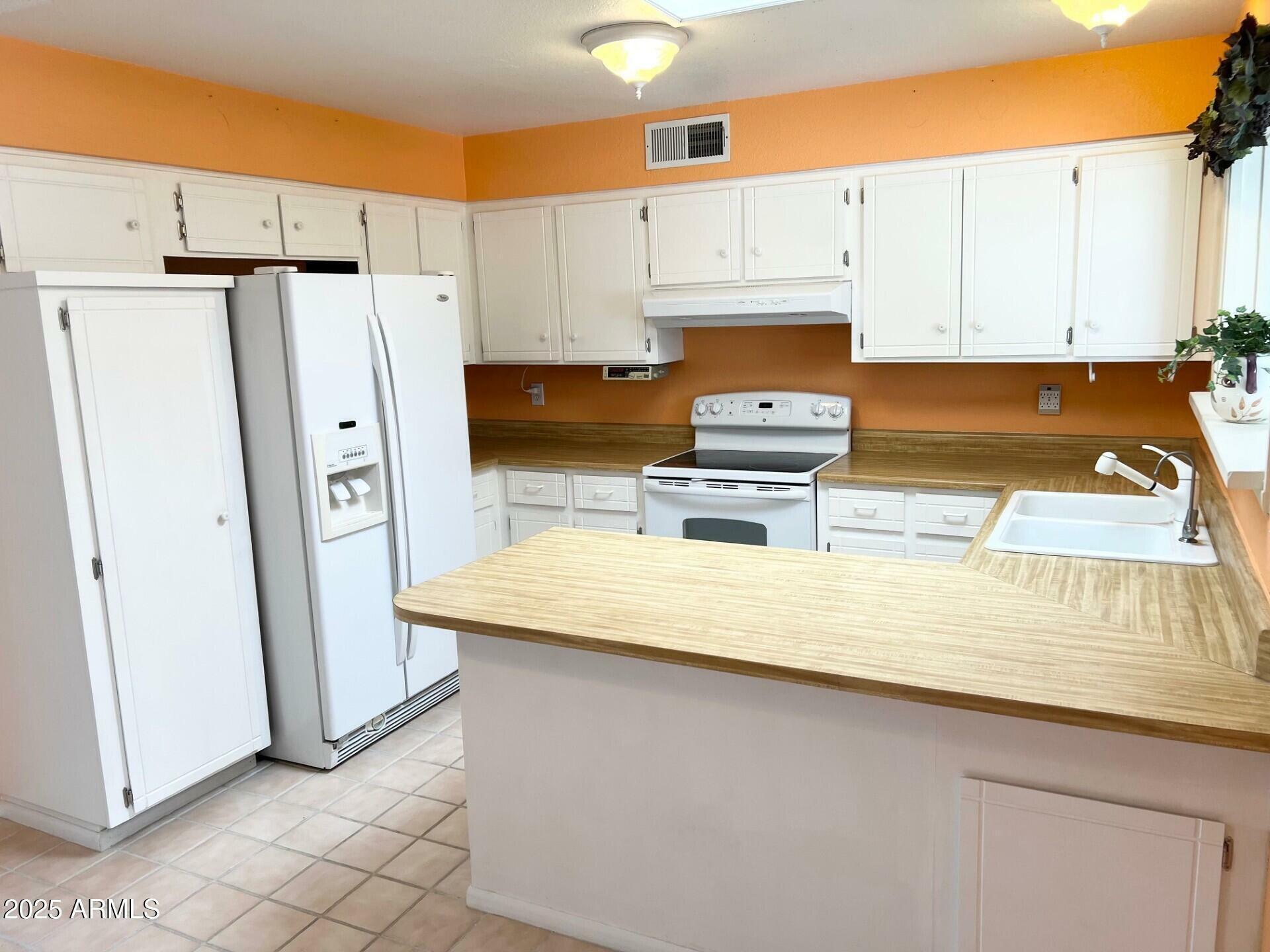 Property Photo:  8303 E Edgewood Avenue  AZ 85208 