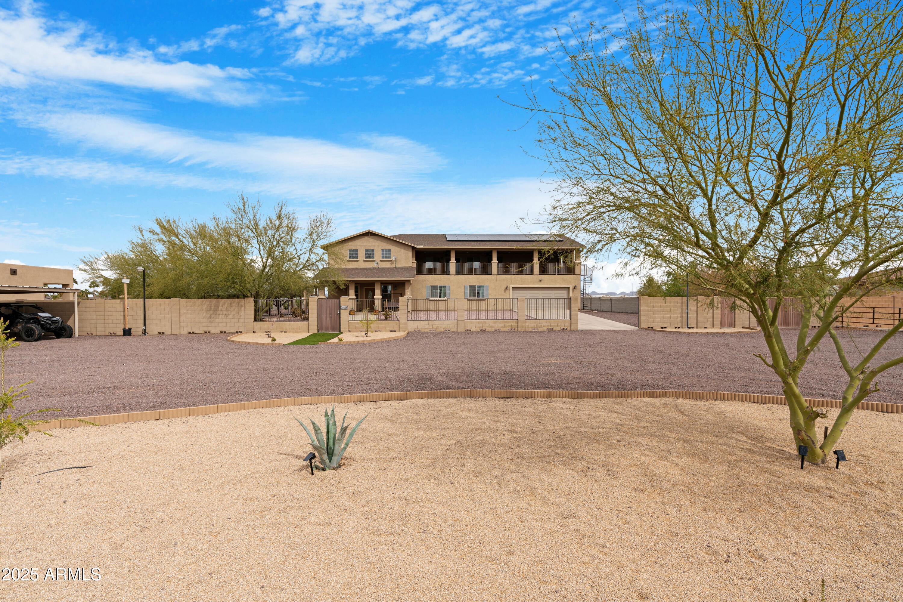 Property Photo: 20128 W Steed Ridge Road AZ 85361