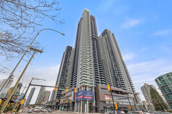 Property Photo: 2108 Gilmore Avenue BC V5C 0N8