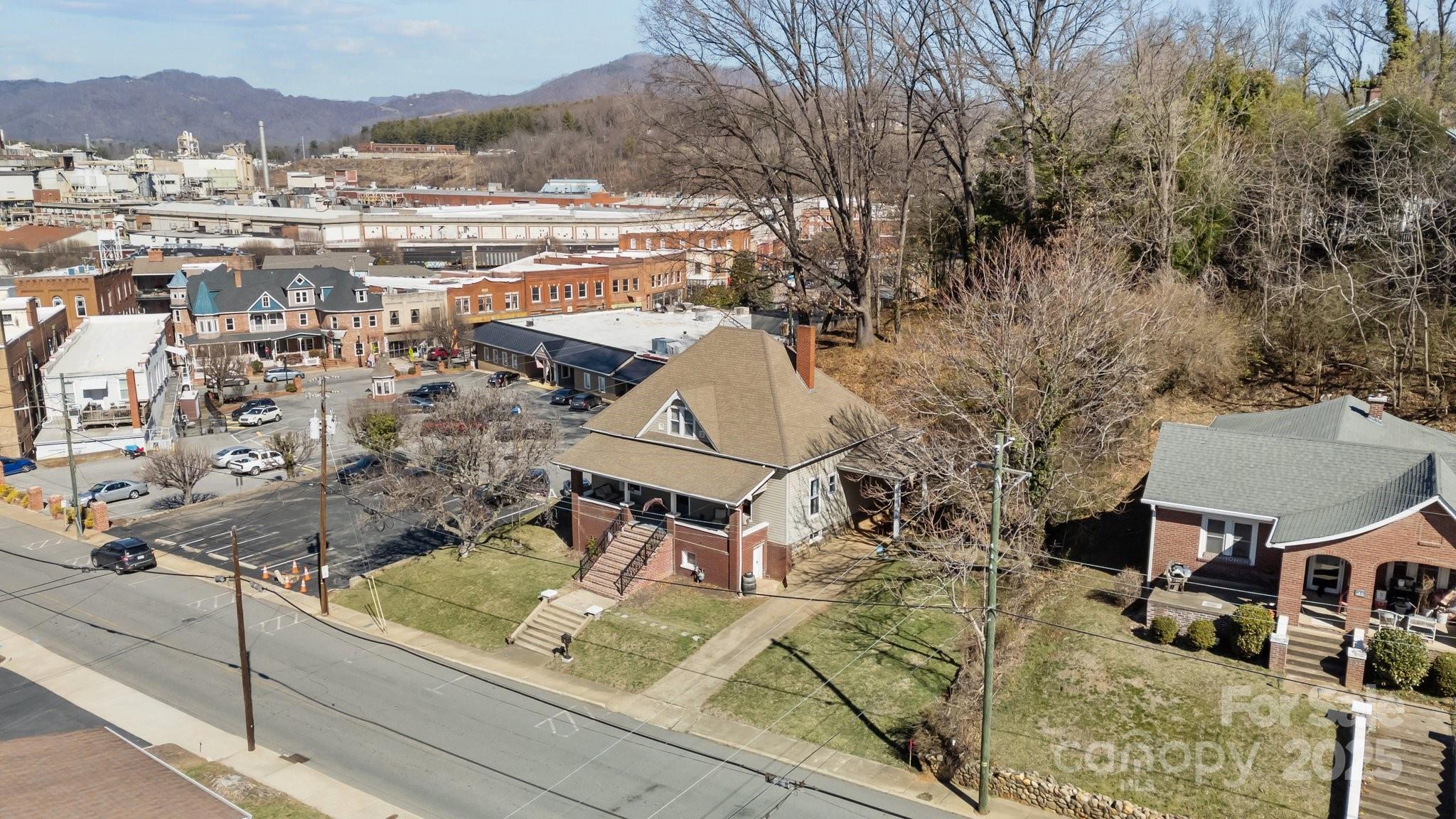 Property Photo:  173 Academy Street  NC 28716 