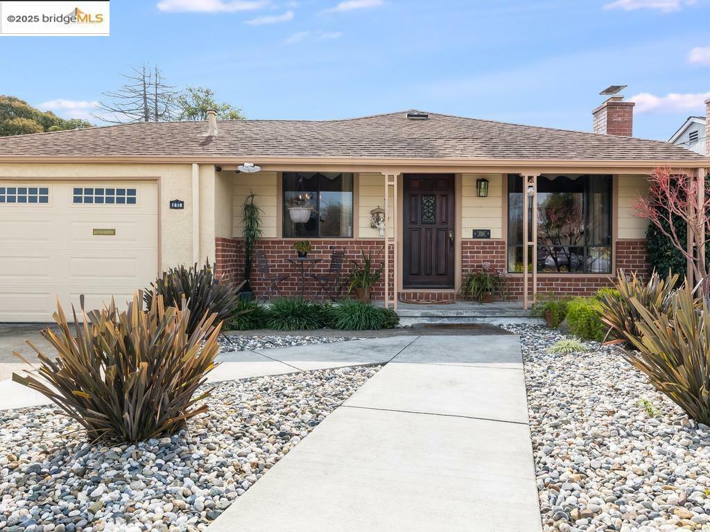 Property Photo: 1618 Keller Ave CA 94580