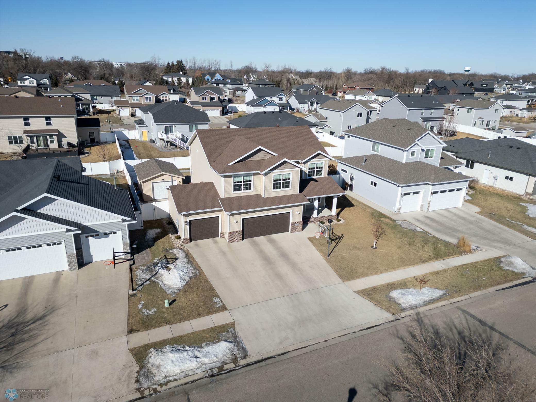 Property Photo: 3032 Katherine Drive E ND 58078