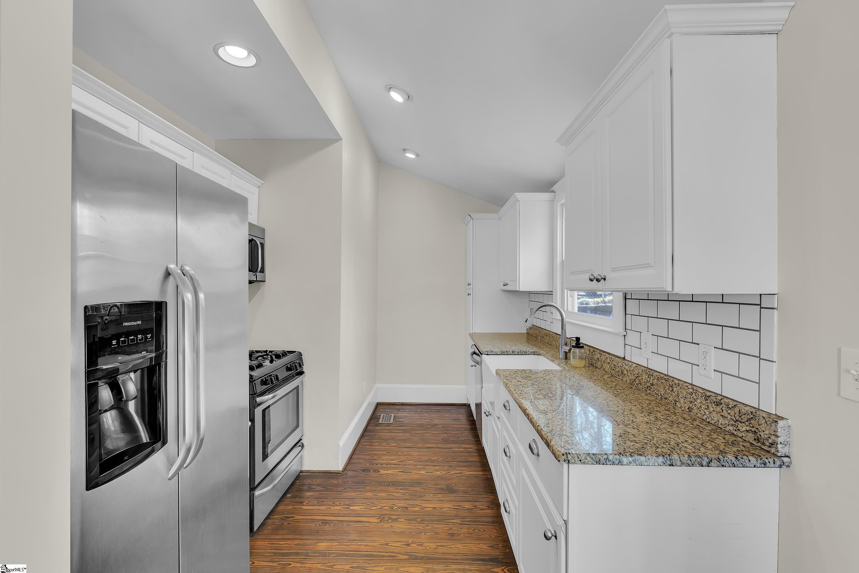 Property Photo: 113 Ebaugh Avenue SC 29607