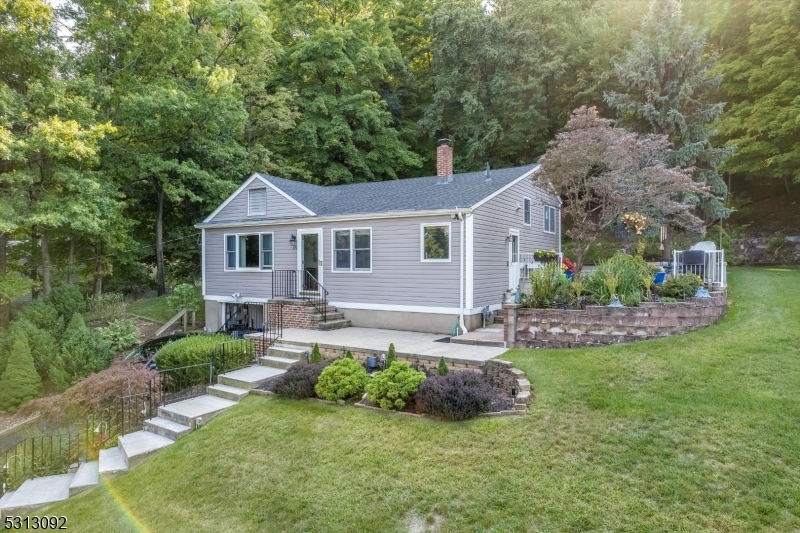 Property Photo:  179 Hillside Dr  NJ 07508 