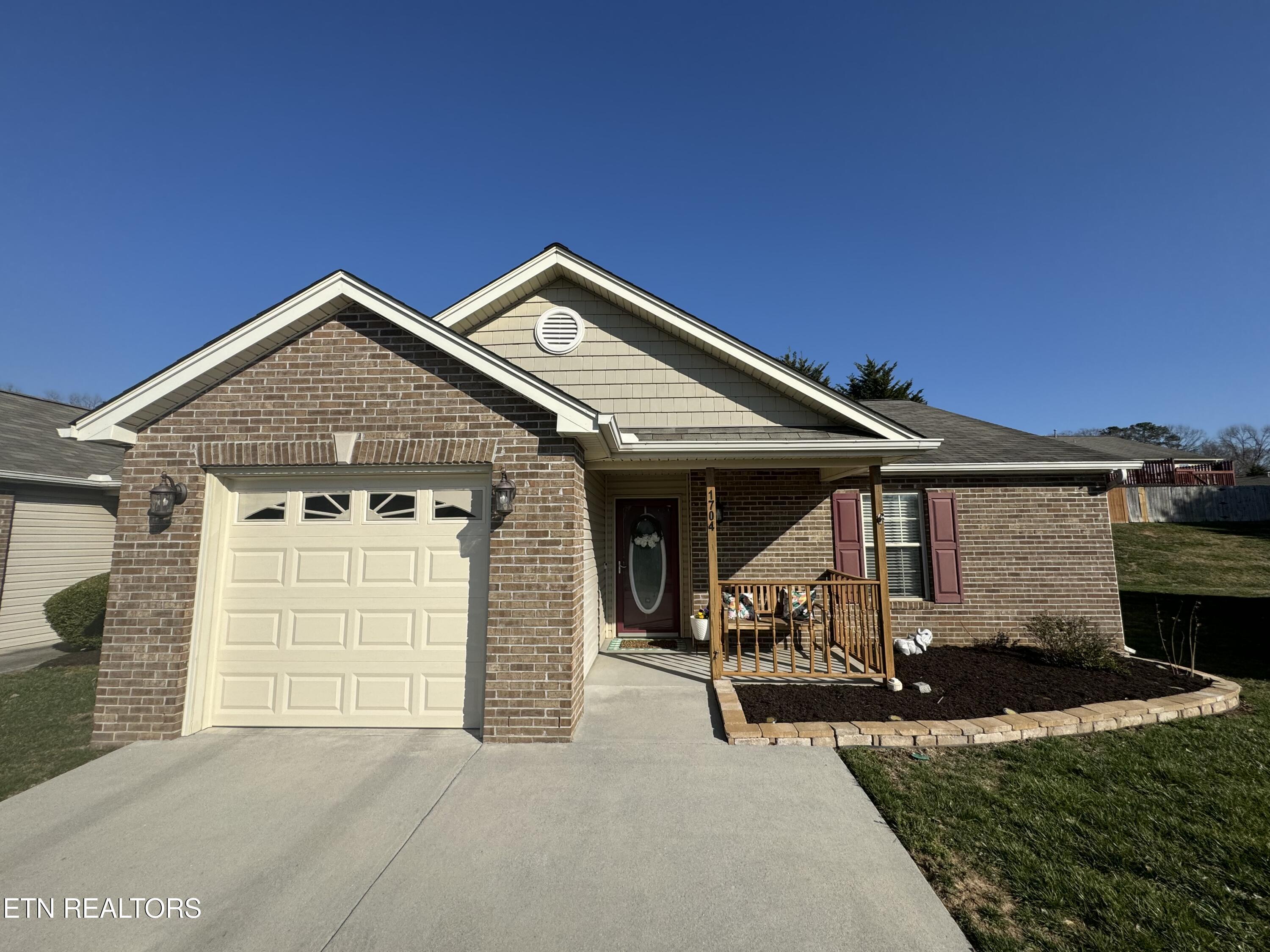 Property Photo: 1704 Appian Way TN 37923