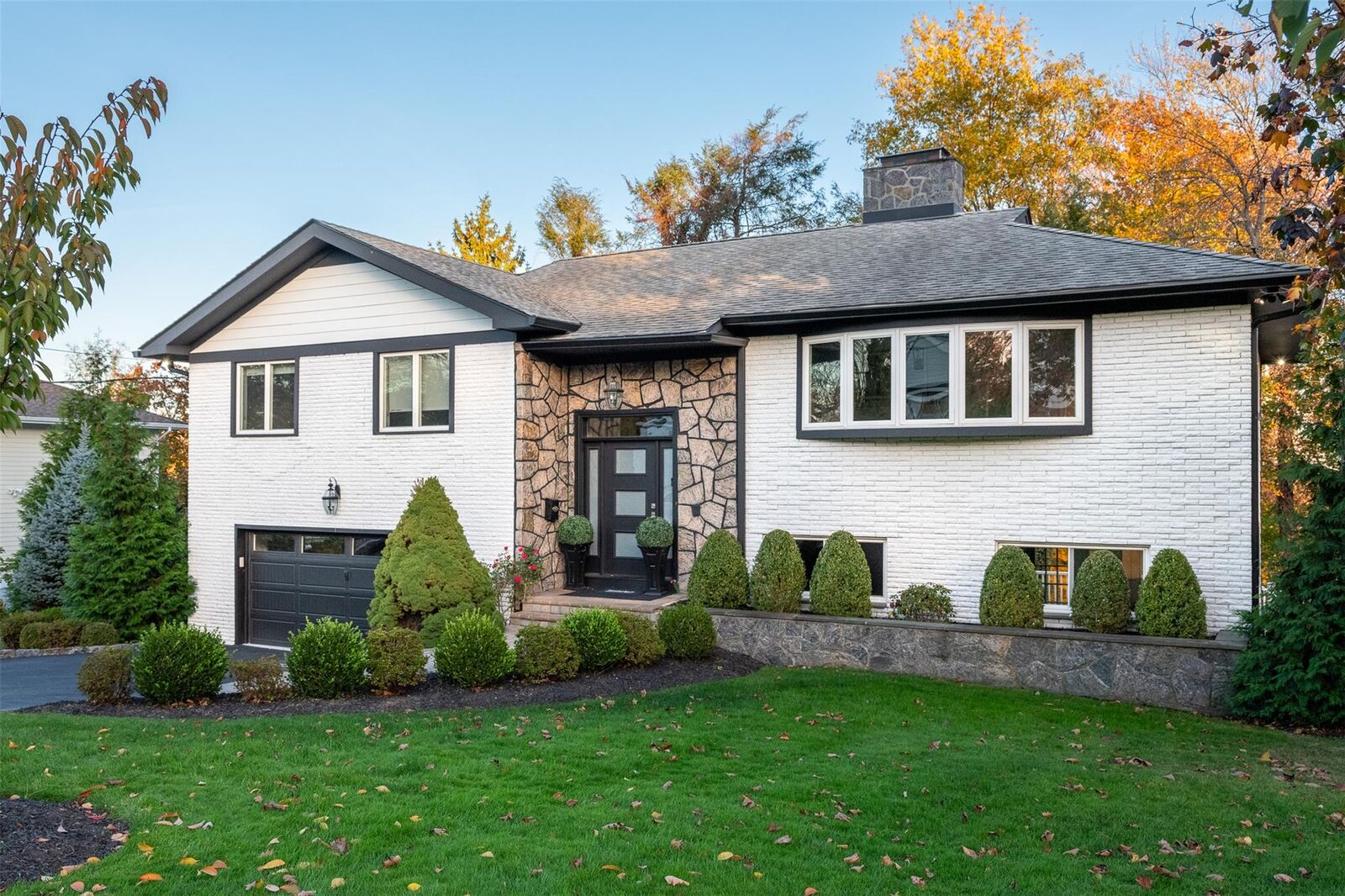 Property Photo: 6 Hubbard Circle NY 10708
