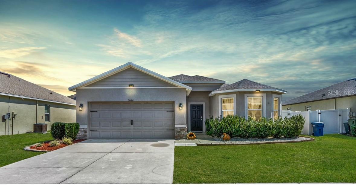 Property Photo: 3086 Brenton Manor Loop FL 33881