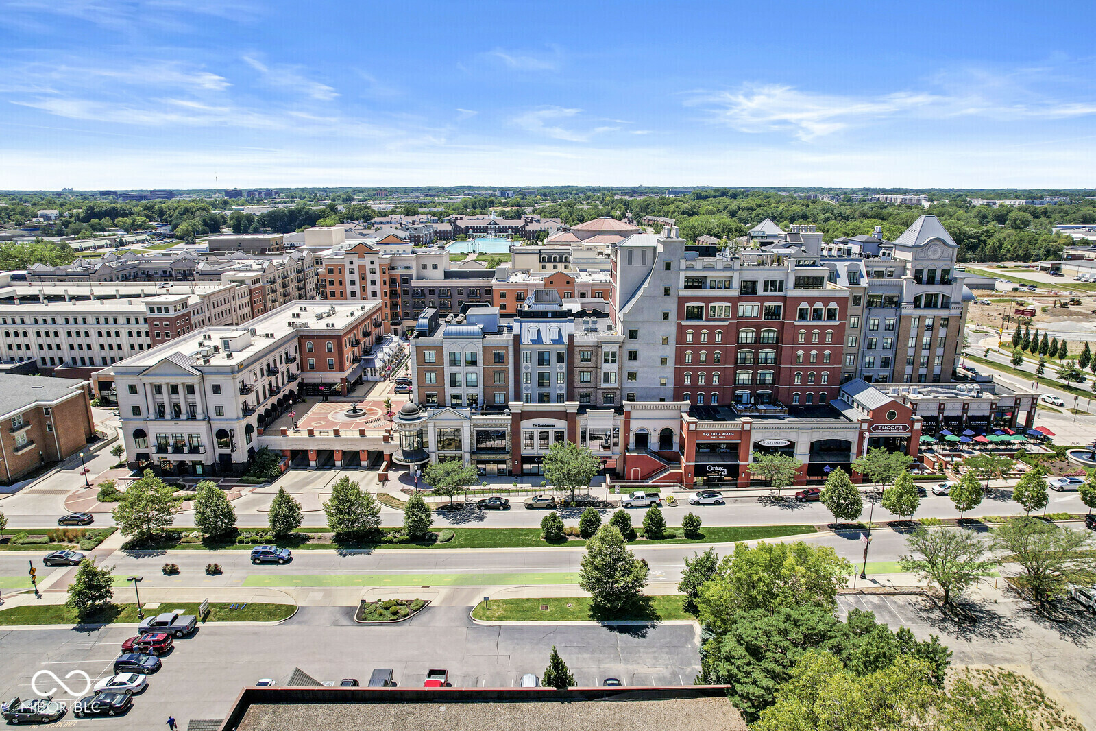 Property Photo:  720 S Rangeline Road Unit 703  IN 46032 