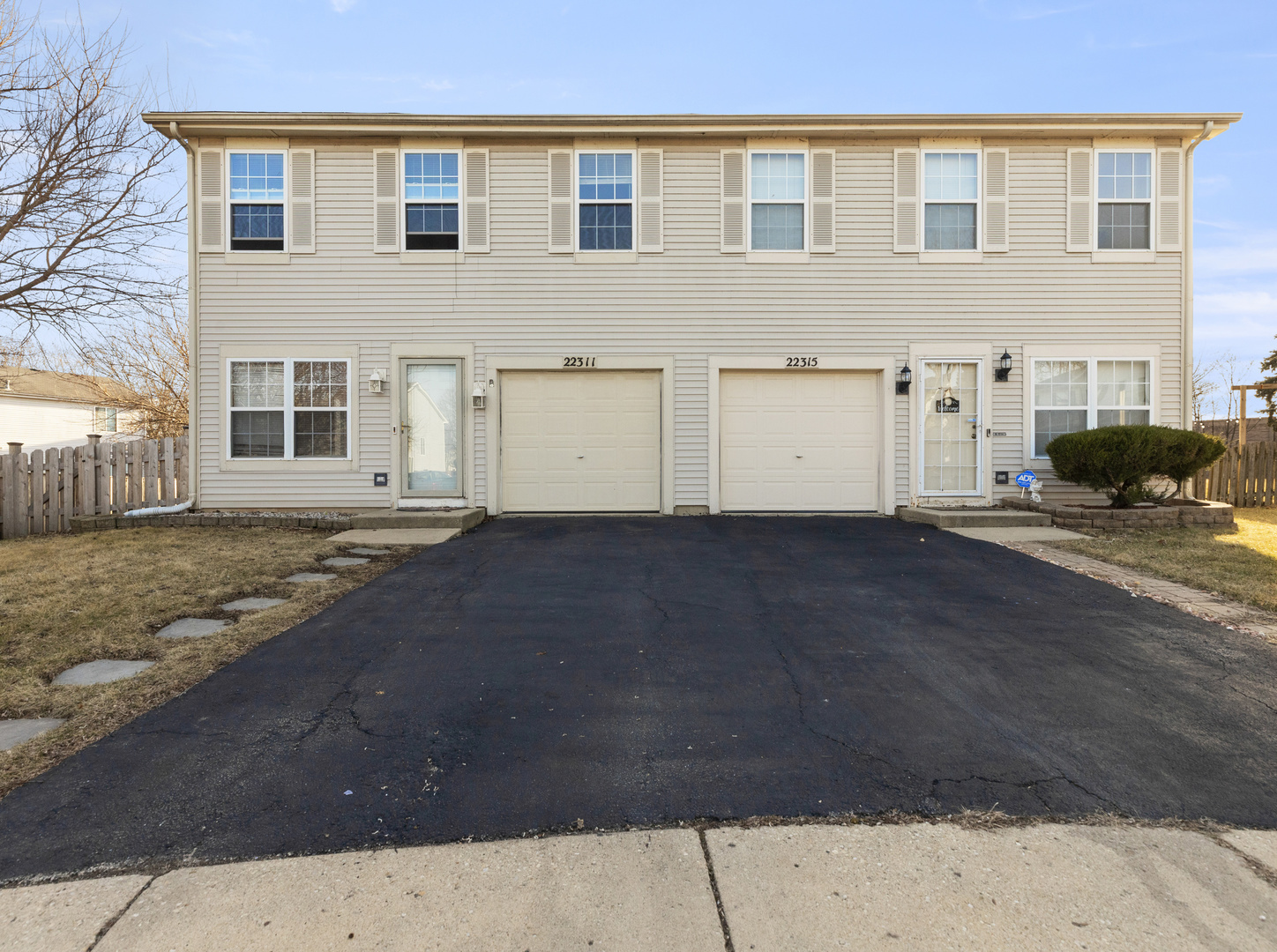 Property Photo:  22311 W Niagara Court  IL 60544 