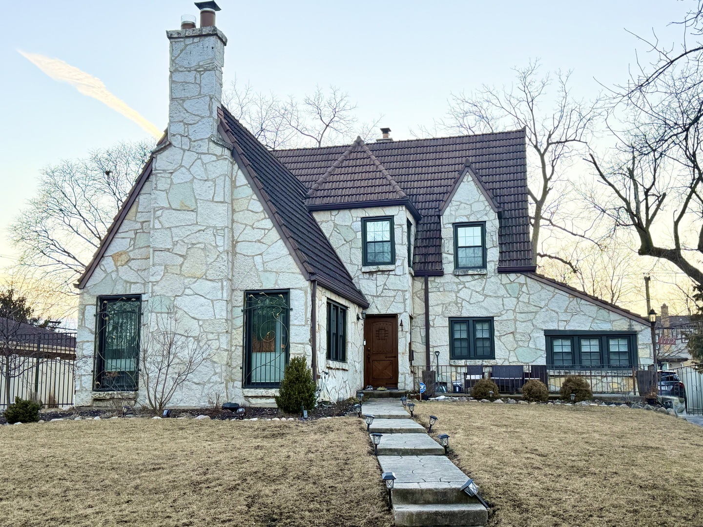 Property Photo: 1772 Birch Street IL 60018