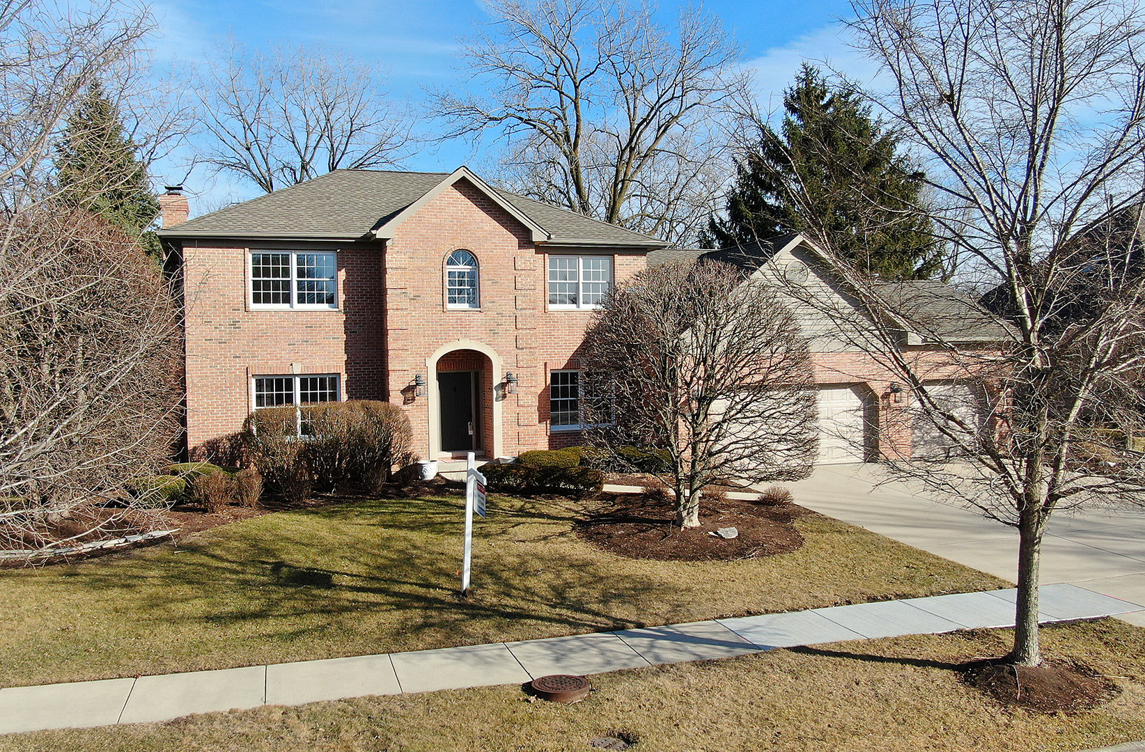 Property Photo: 19425 Victorian Drive IL 60448