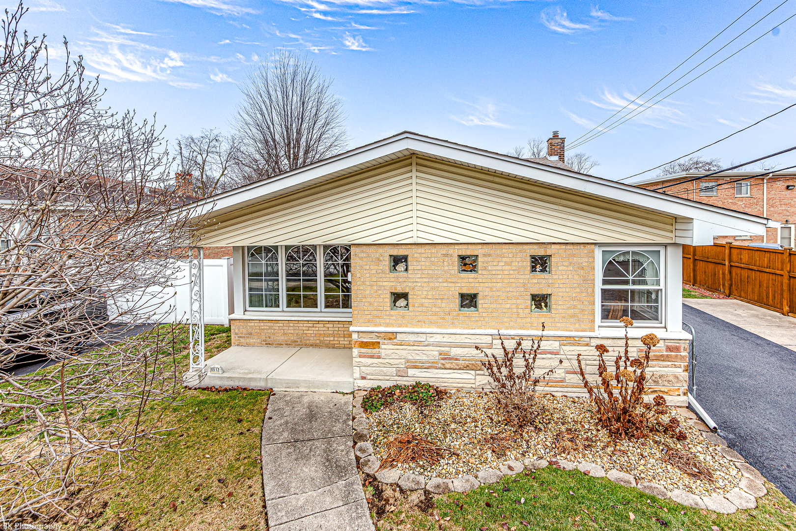 Property Photo:  9512 S Kenton Avenue  IL 60453 