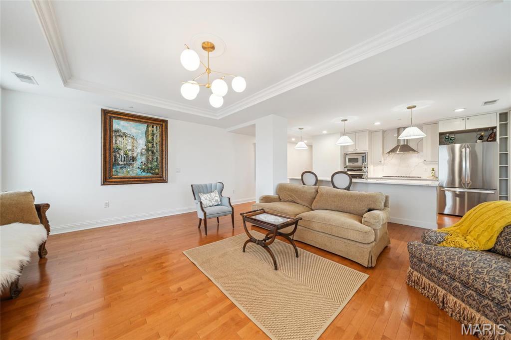 Property Photo: 232 N Kingshighway Boulevard 1407 MO 63108