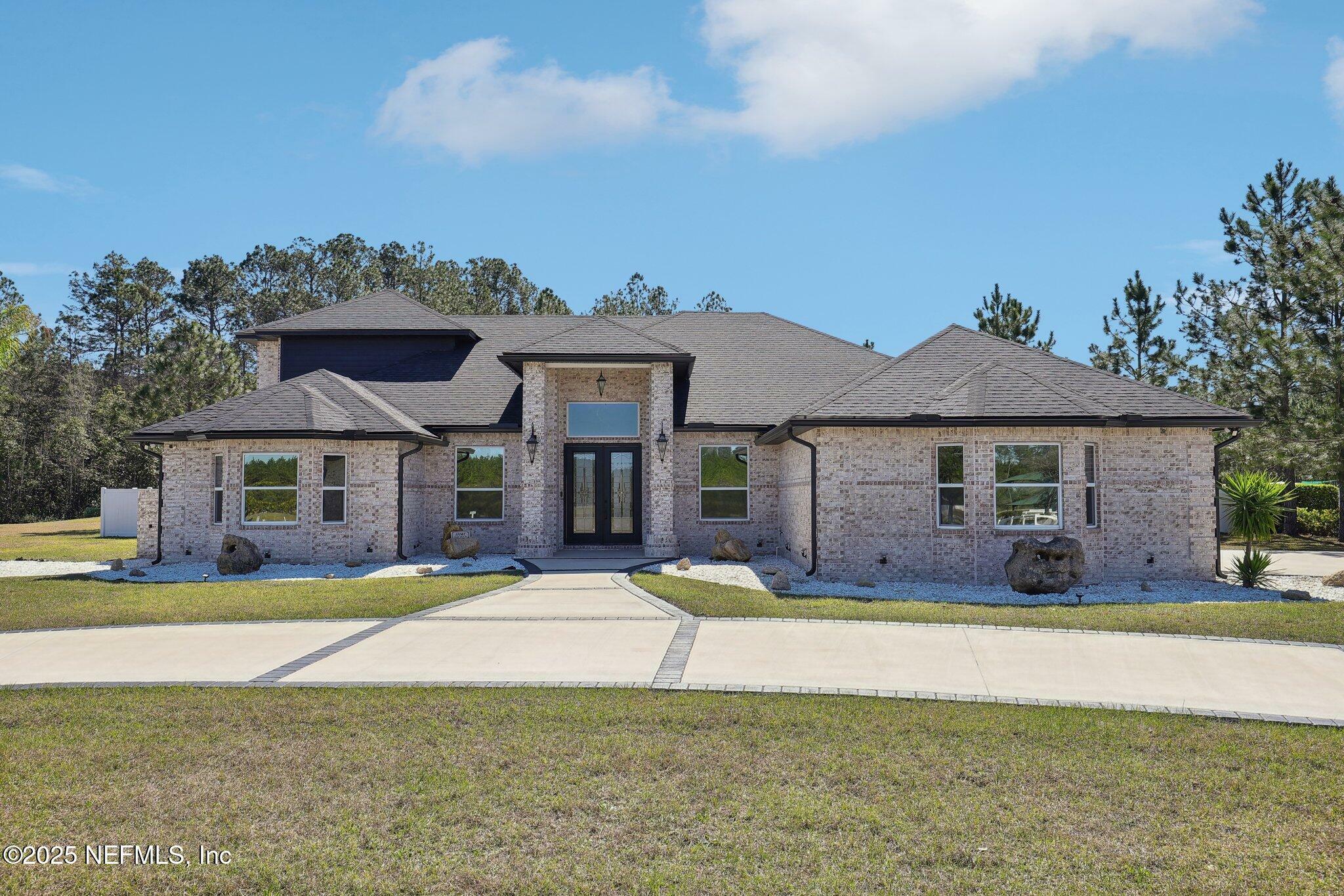 Property Photo:  11141 Saddle Club Drive  FL 32219 