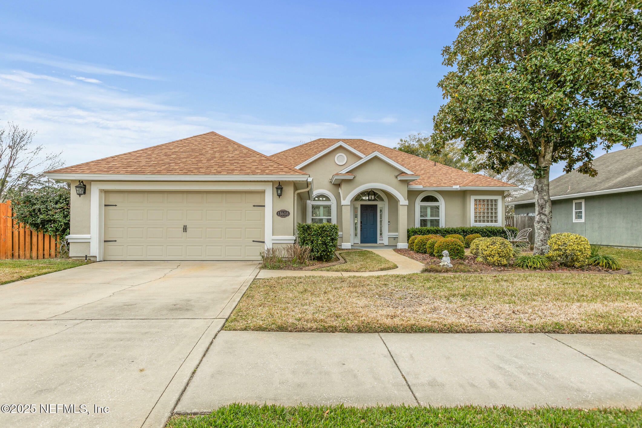 Property Photo:  13608 Devan Lee Drive E  FL 32226 