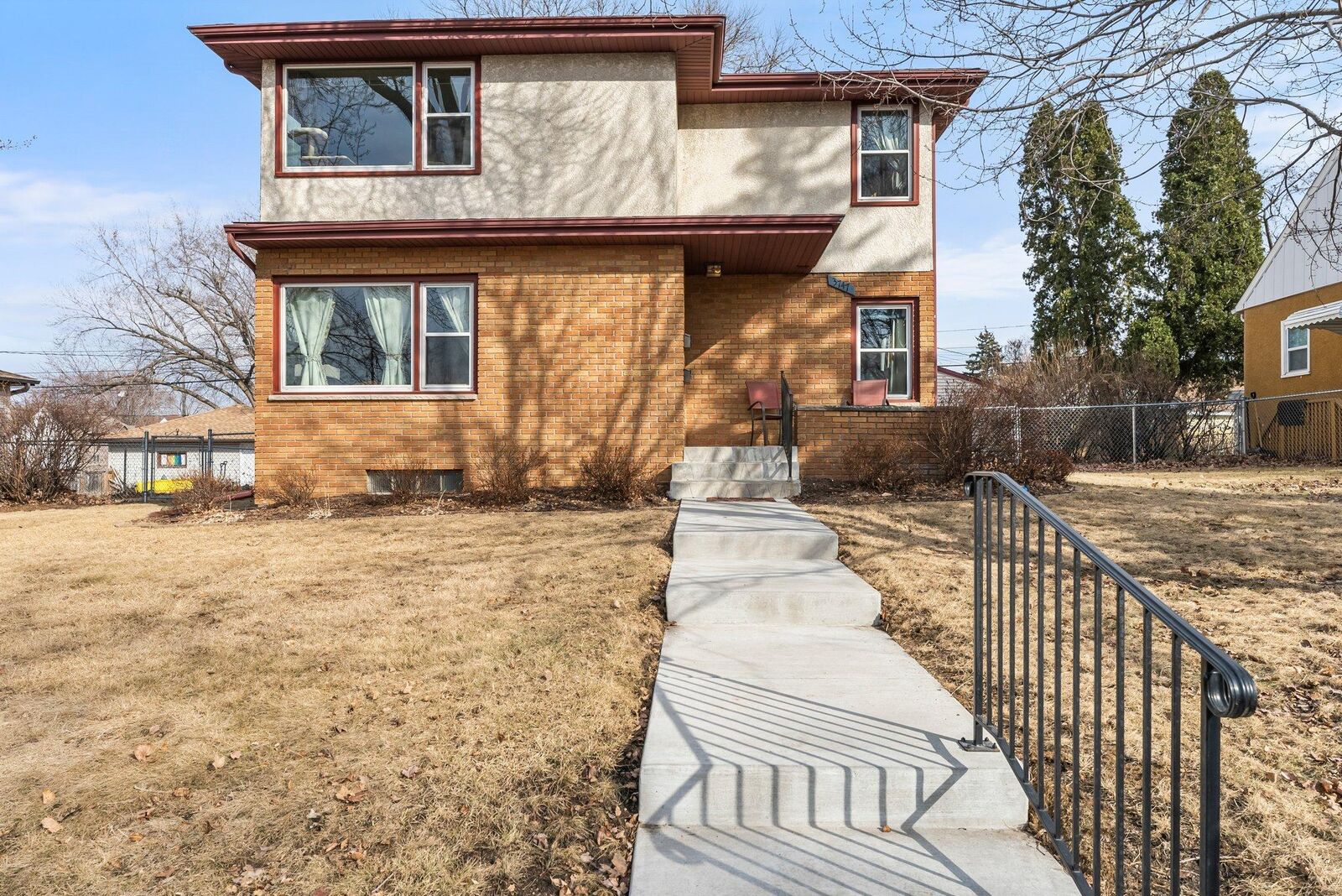 Property Photo:  3747 2nd Street NE  MN 55421 