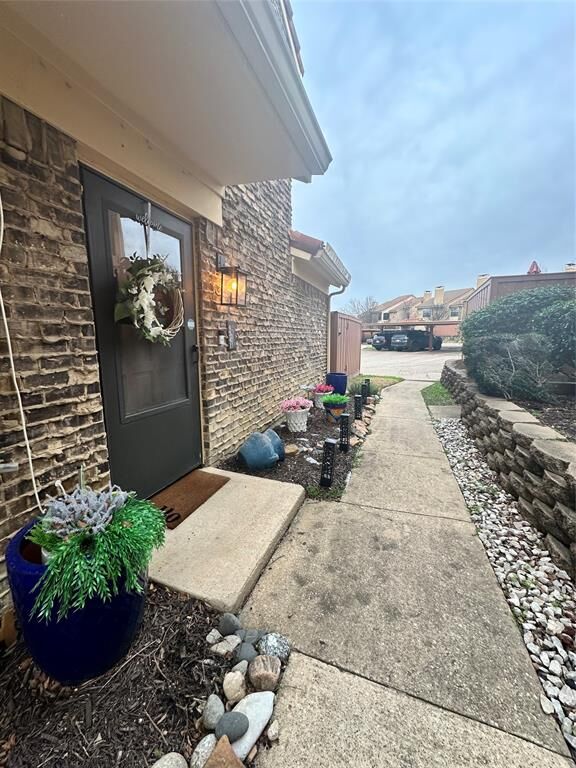 Property Photo: 4341 Madera Road TX 75038