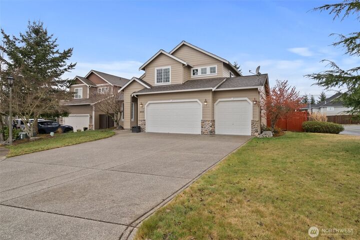 Property Photo:  8303  210th Avenue Ct E  WA 98391 