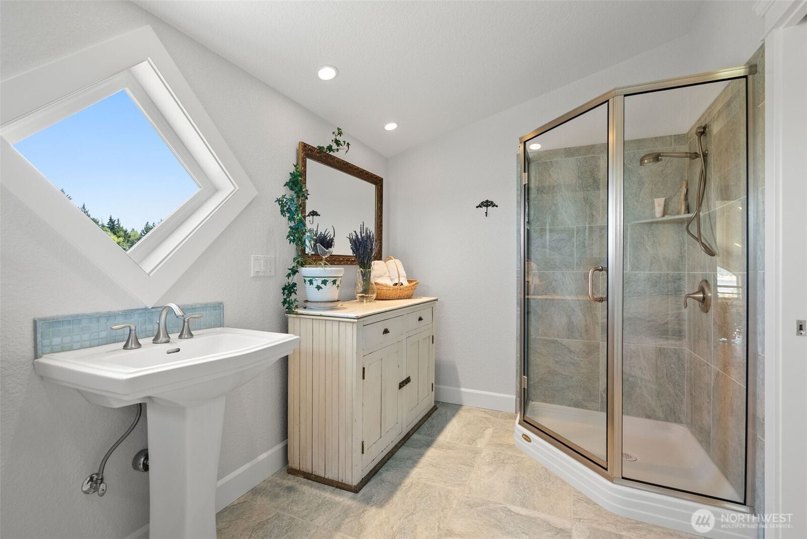 Property Photo: 201 E Smith Cove Way WA 98584