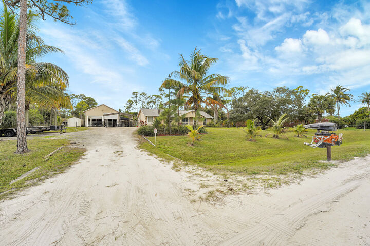 Property Photo: 16216 Murcott Boulevard FL 33470