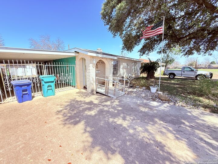 Property Photo:  1911 Beechaven  TX 78207 