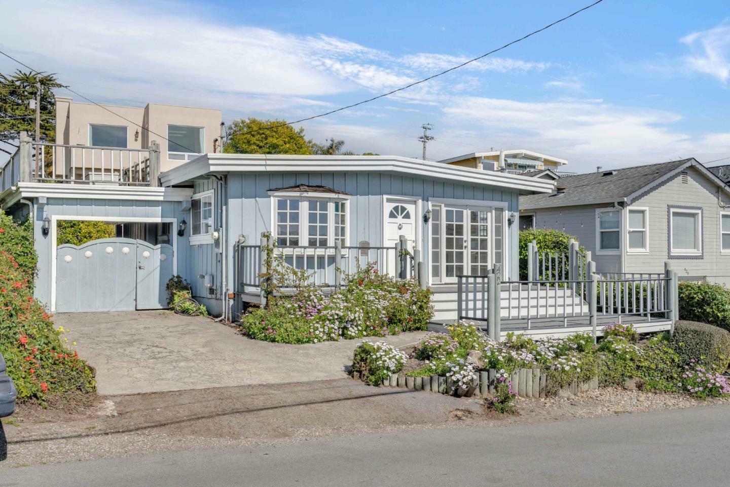 Property Photo:  422 Seacliff Drive  CA 95003 