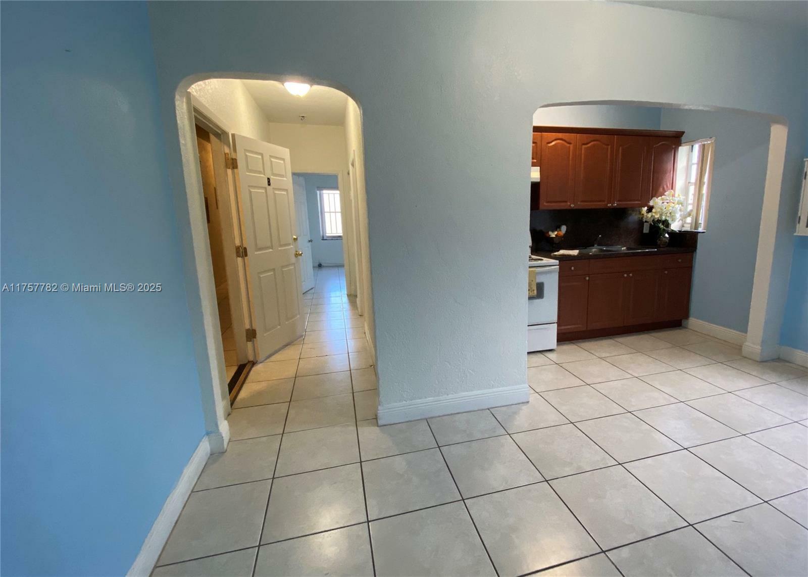 Property Photo:  313 N Krome Ave B  FL 33030 