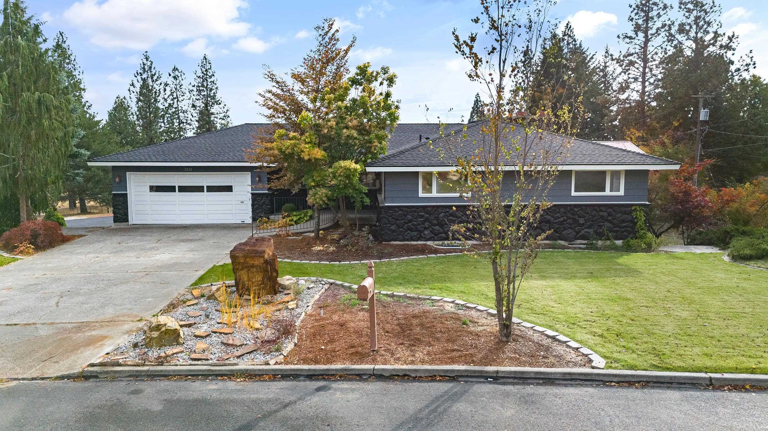 Property Photo:  2131 W Wedgewood Ave  WA 99208 