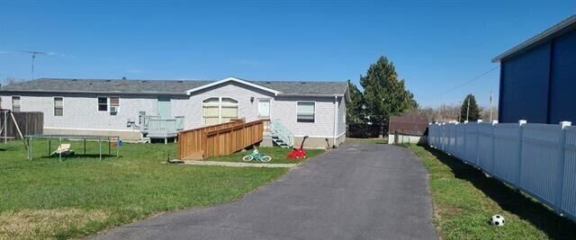 Property Photo: 975 N Main Street WY 82834