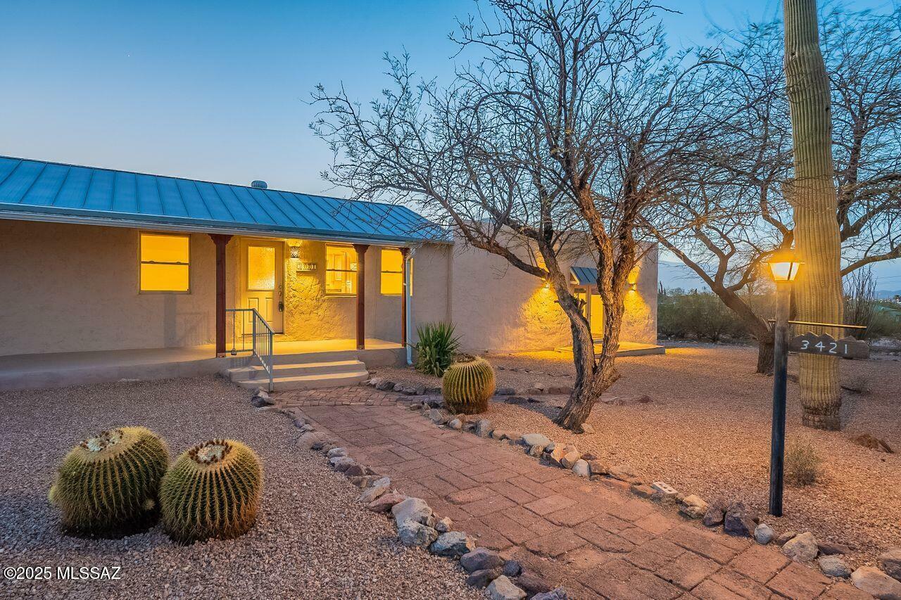 Property Photo:  3421 N Grannen Road  AZ 85745 