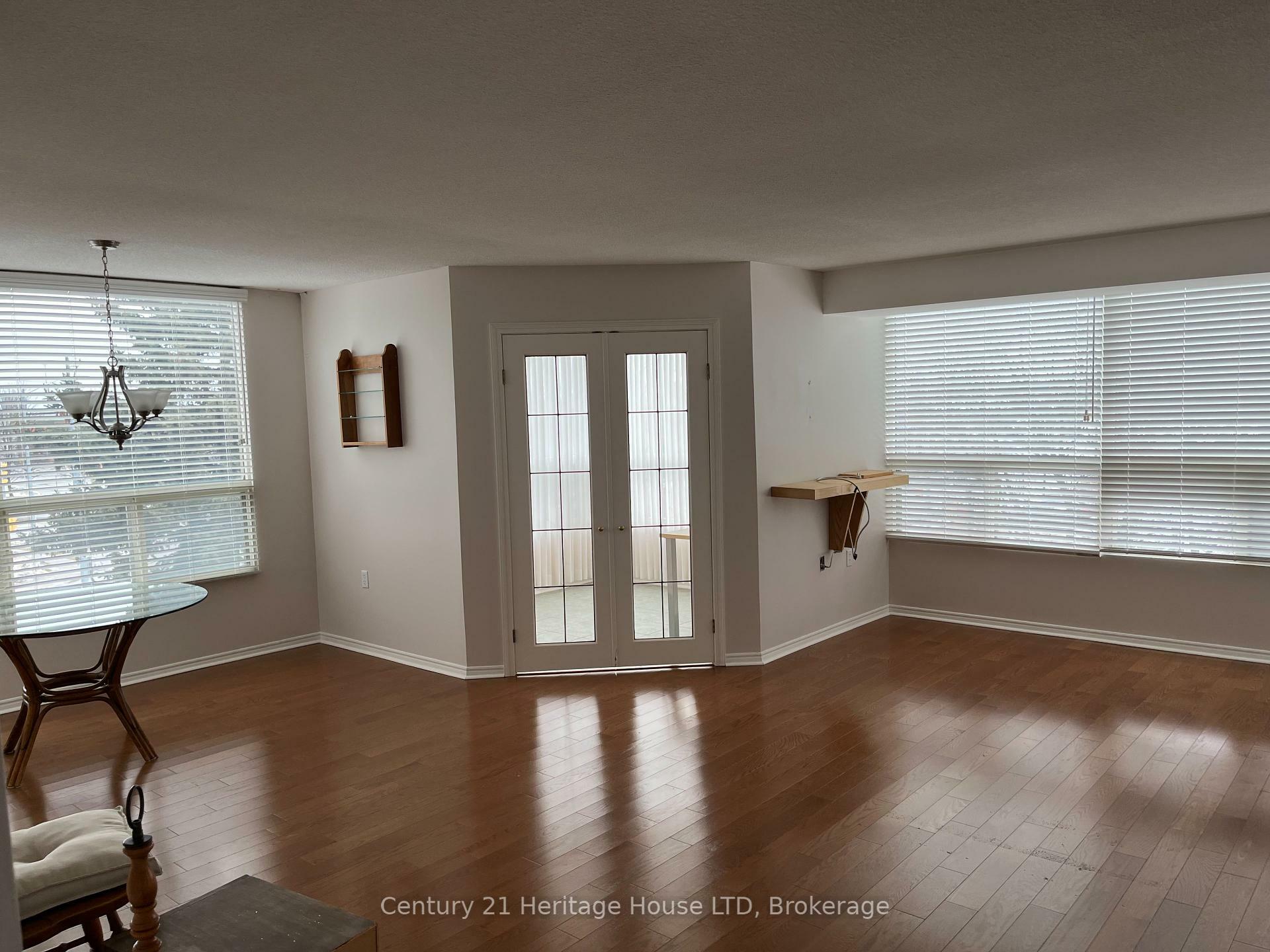 Property Photo: 5100 Dorchester Road 407 ON L2E 7H4
