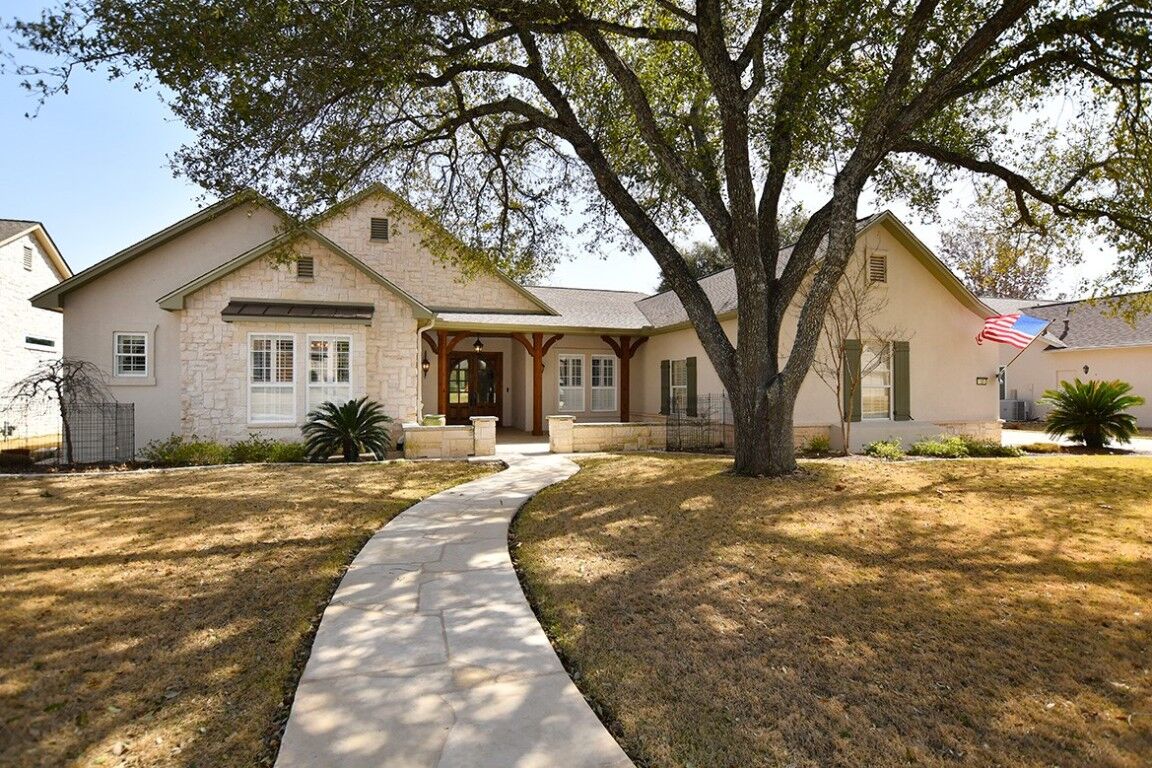 Property Photo:  137 Blacksmiths Drive  TX 78633 