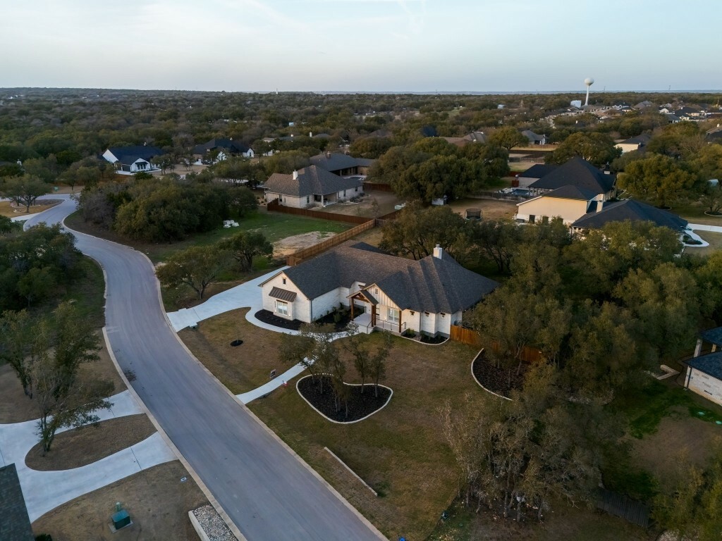 Property Photo: 8439 Spring Creek Loop TX 76571