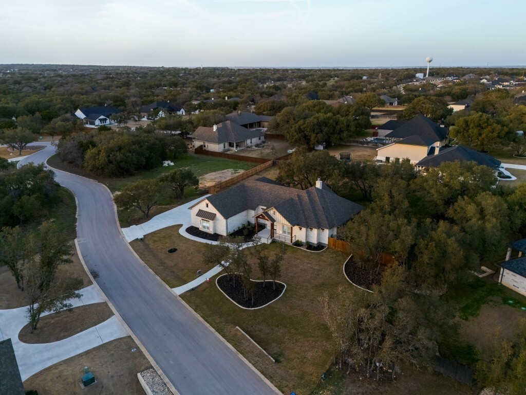 Property Photo:  8439 Spring Creek Loop  TX 76571 