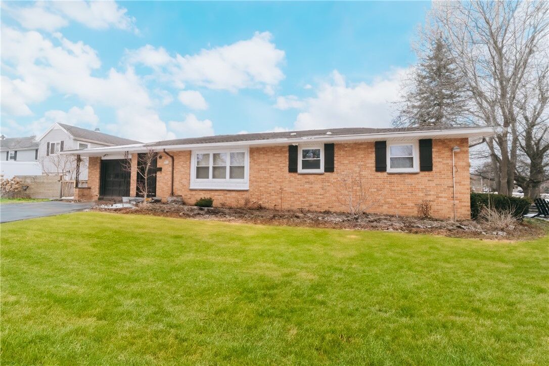 Property Photo: 475 Latta Road NY 14612