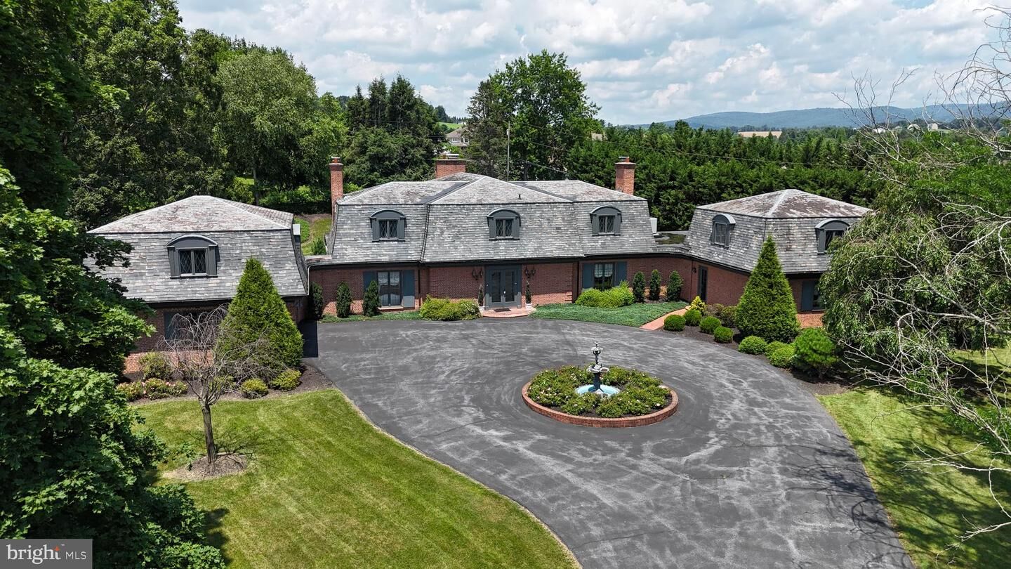 Property Photo:  9383 Oyer Drive  PA 17268 